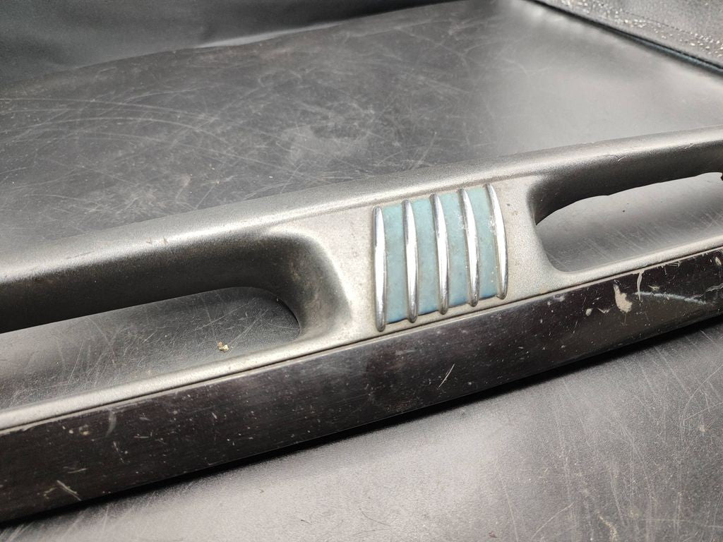 Fiat Marea 2000 Front bumper upper radiator grill / With small defect