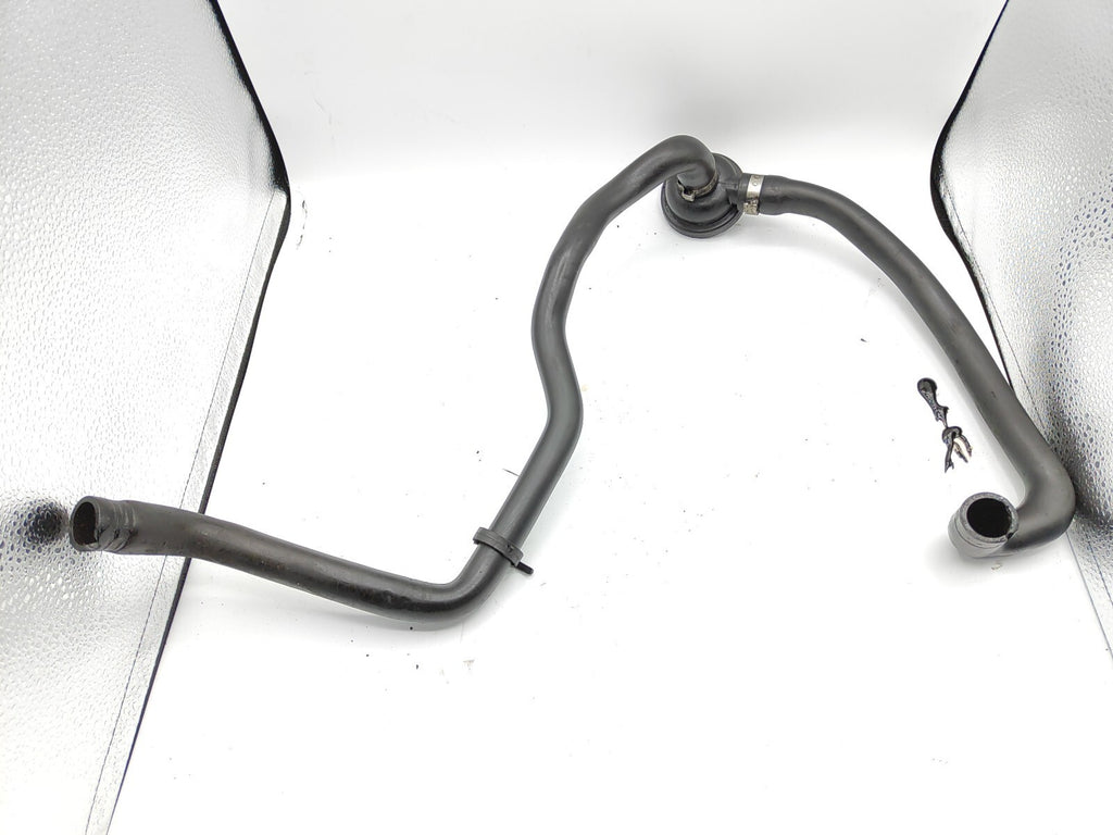 Alfa Romeo GT 1.9JTD 110kW 2004 Diesel Engine Breather Pipe Hose 3911170916