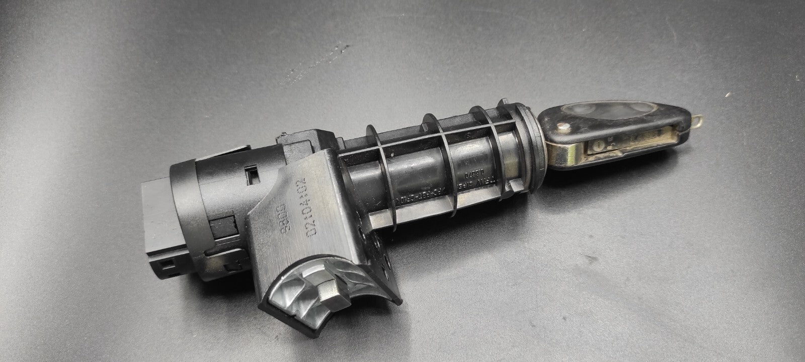 Alfa Romeo 156 2.4JTD 110kW Diesel 2002 LHD Ignition Lock Switch With Key