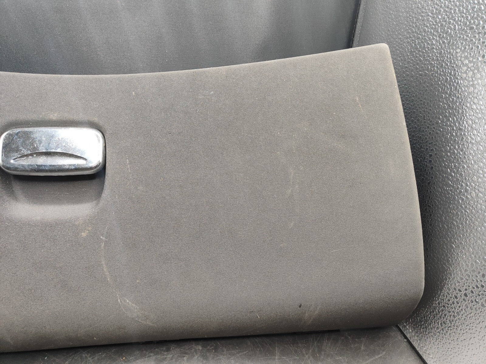 Alfa Romeo 147 1.6 TS 88kW Petrol 2006 LHD Front Right Dashboard Glovebox