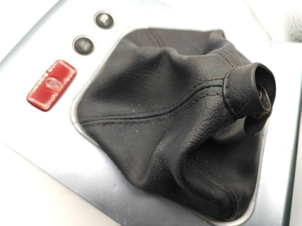 Alfa Romeo 159 2007 LHD Gear shifter surround trim plastic silver 156067820 