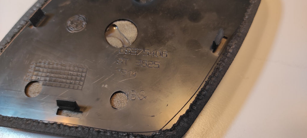 Alfa Romeo GT 1.9JTD 110kW 2004 Front Left Center Console Leather Trim