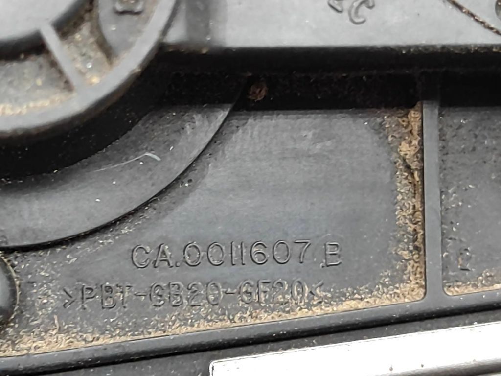 Peugeot 607 2.2i 116kW 2001 Petrol throttle body valve GS206F20 CA0011607B