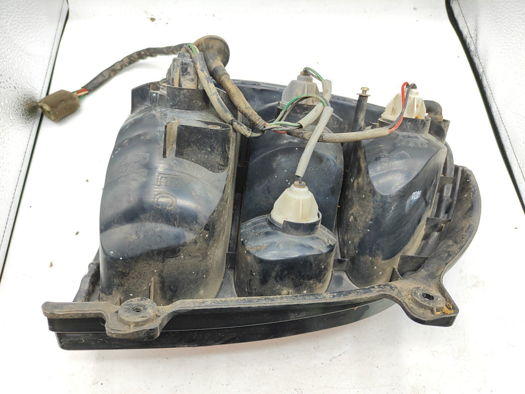 Kia Carnival 1999 LHD Rear Right Side Taillight Lamp Light 0K55251140