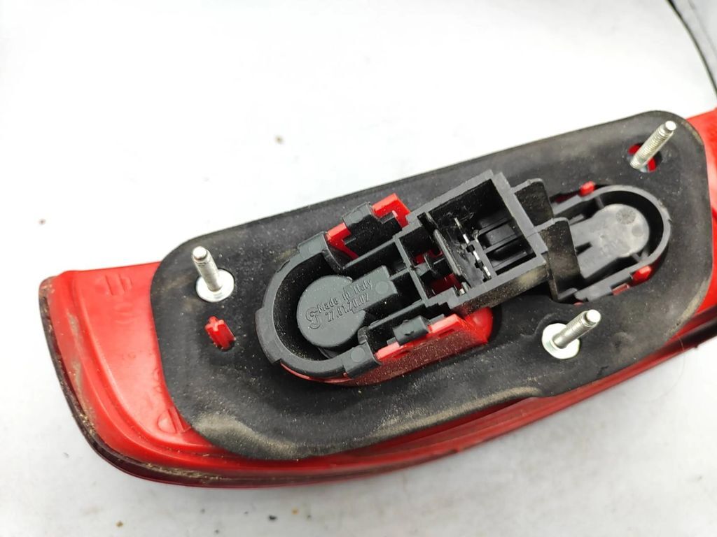 Alfa Romeo 159 2.2JTS 2008 LHD rear left tail light lamp 60691365 