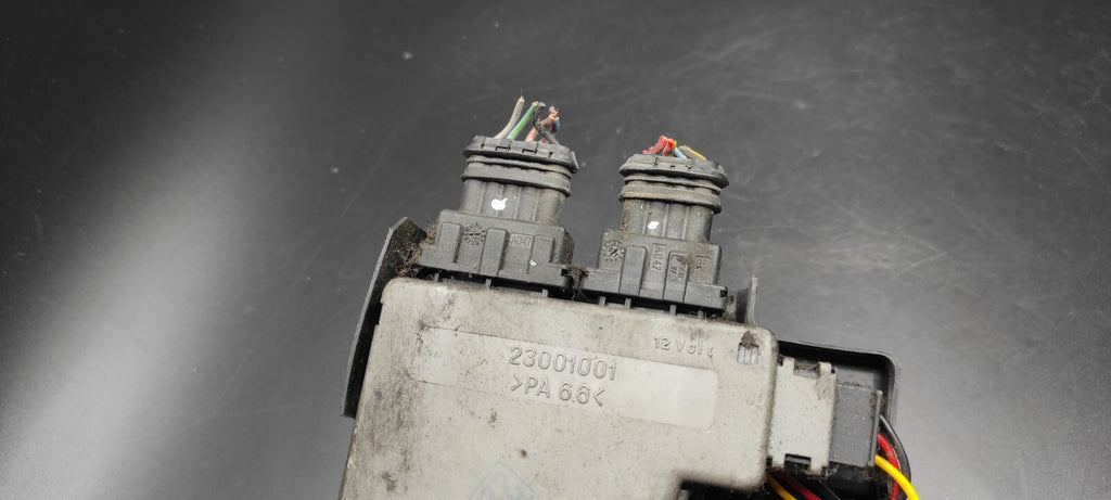 Alfa Romeo 166 2.4JTD 110kW Diesel 2003 LHD Front Wiper Linkage Motor 23001001