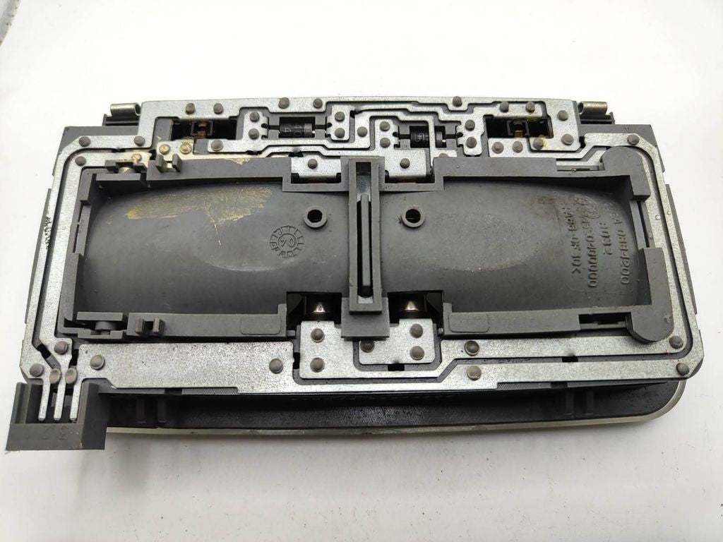 Alfa Romeo GT 2005 front seat reading dome light 1520400000 