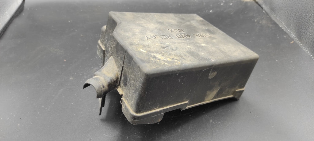 Alfa Romeo GT 2.0JTS 122kW 2004 Engine Bay Fuse Box Module Cover