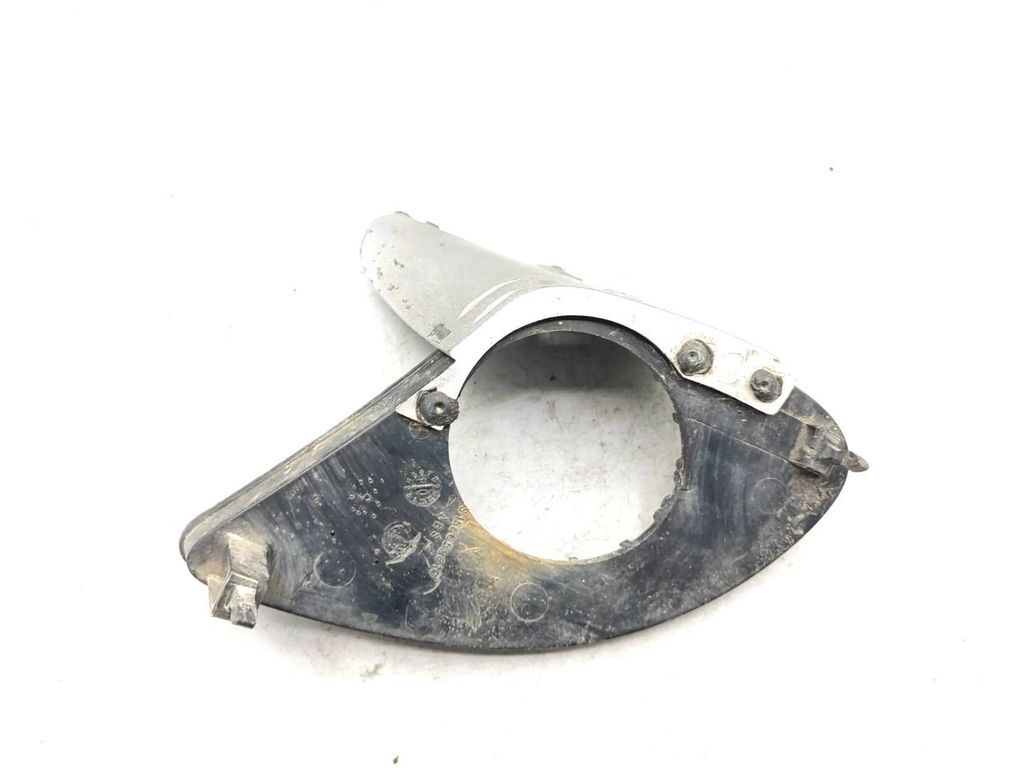 Alfa Romeo 147 Facelift 2007 front right fog light trim grill 156052633 