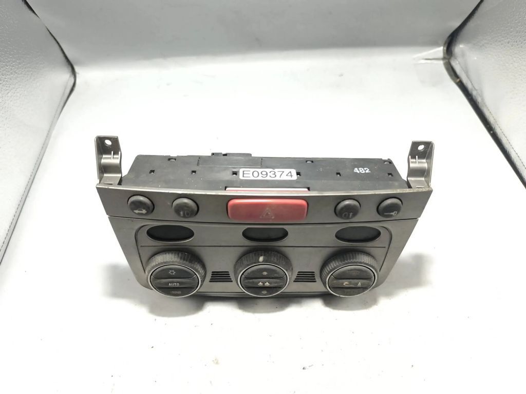 Alfa Romeo 147 2001 Interior AC Climate control unit module 07353309240 