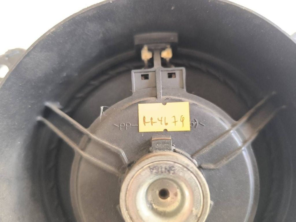 Toyota RAV 4 (XA30) 2008 rear door speaker 861602B580 