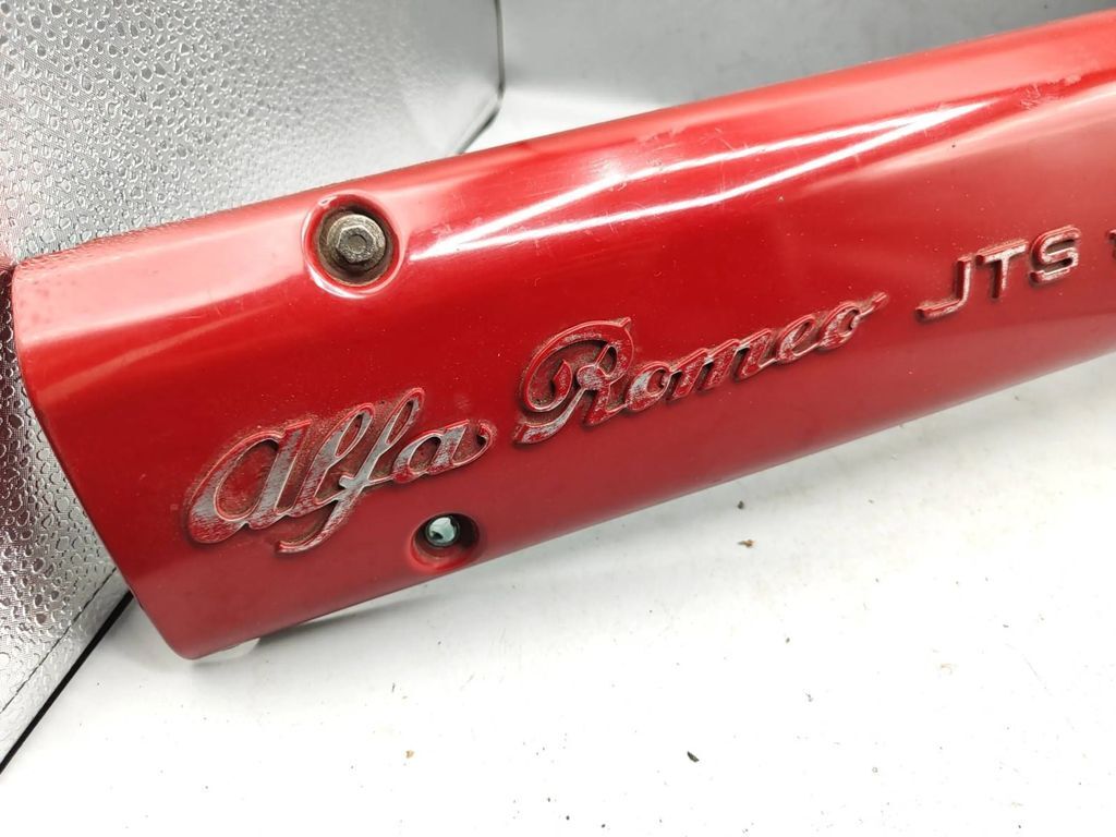 Alfa Romeo 159 2.2JTS 136kW 2006 Petrol Top engine cover trim 51772695 