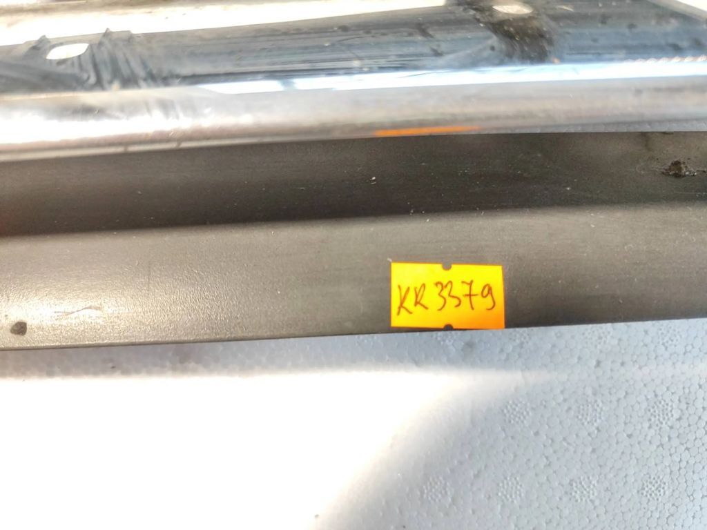 Alfa Romeo 156 Pre Facelift 2000 Front right upper grill 156017391 