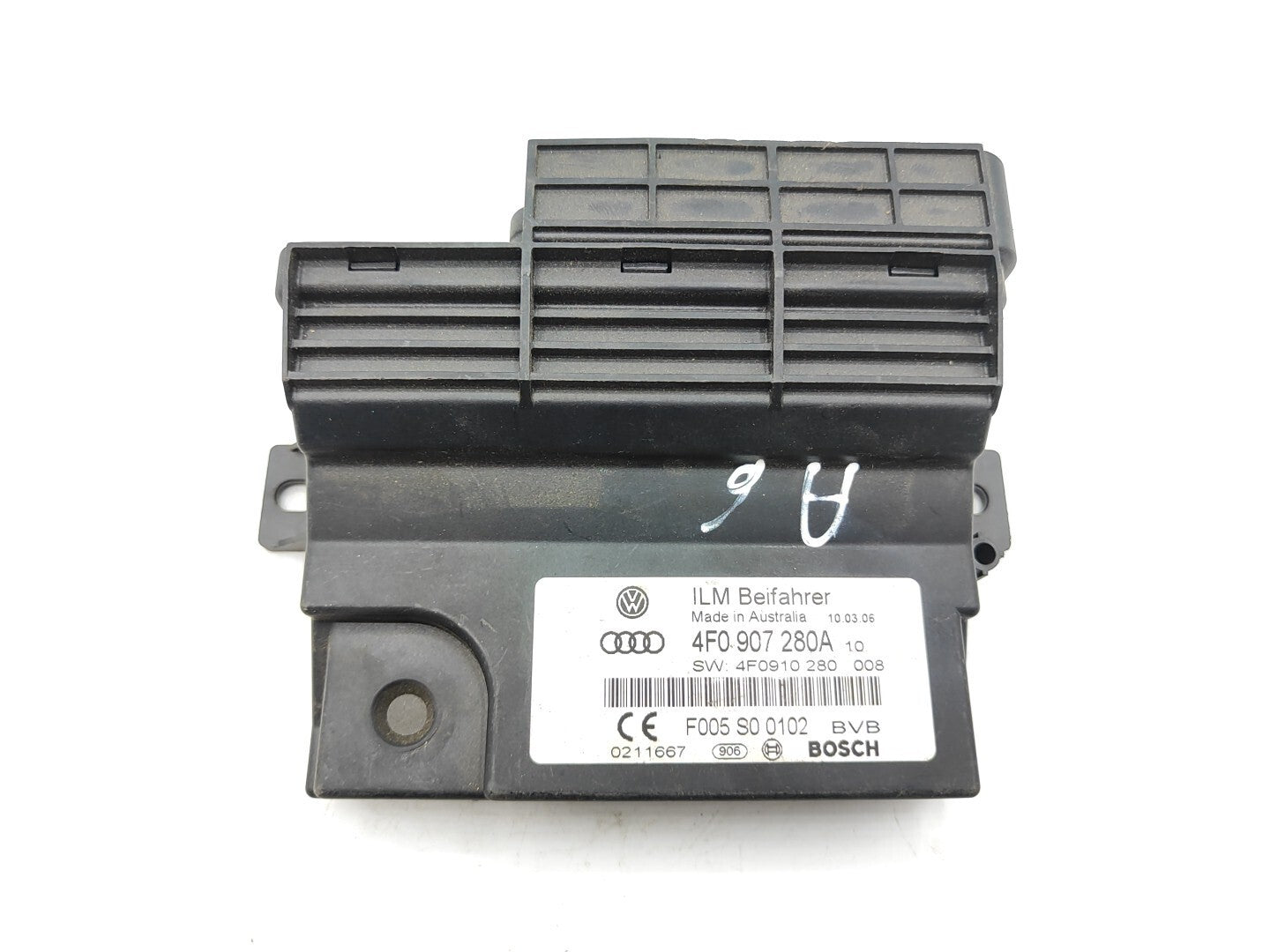 Audi A6 C6 2005 Power Control Module 4F0907280A