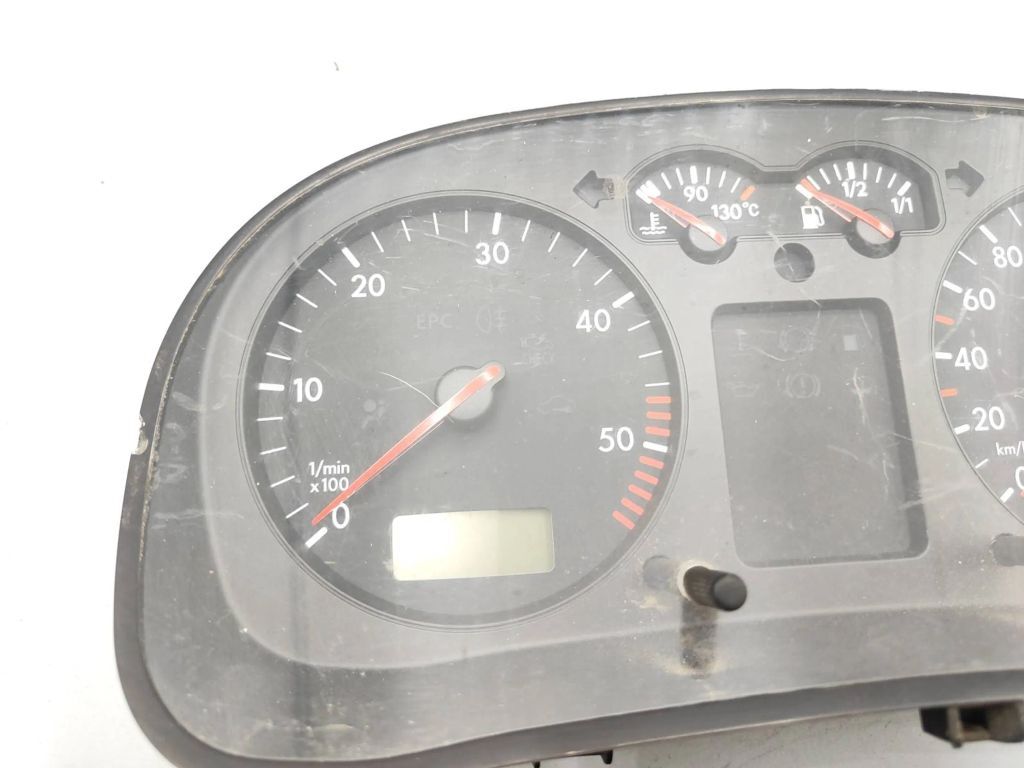1J0919860B Volkswagen Golf IV 2002 Diesel speedometer instrument cluster 