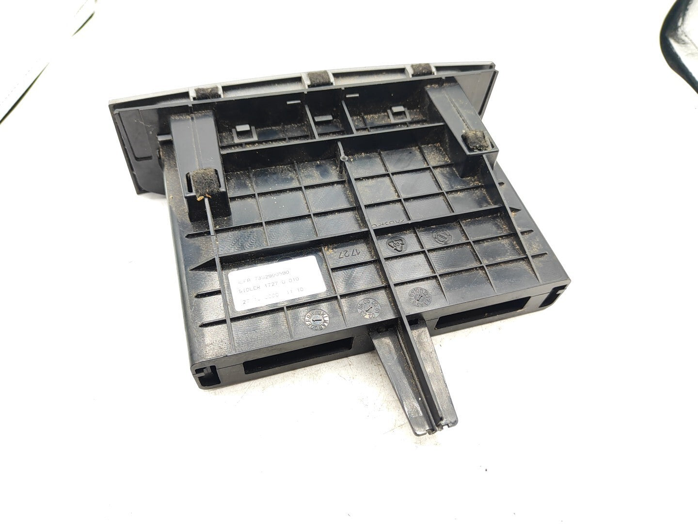 Alfa Romeo GT 147 Diesel 2008 Front Dashboard Cup Holder/ Storage 7352990590