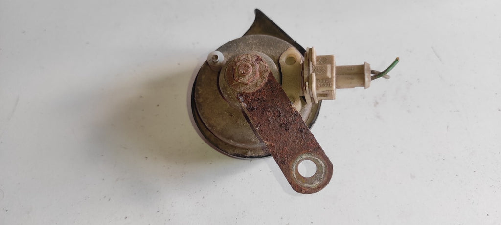 Peugeot 607 3.0i V6 Petrol 2000 Front BOSCH Horn Signal