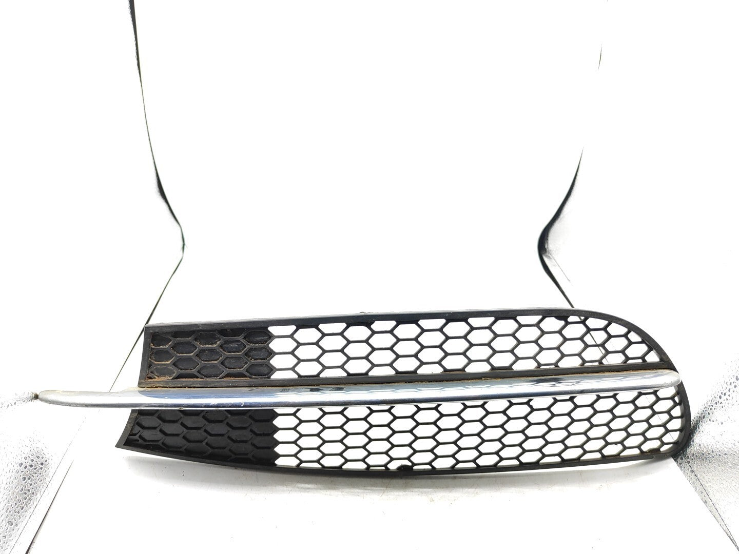 Alfa Romeo 147 1.9JTD 16V 2003 Front Right Bumper Grill 46557853