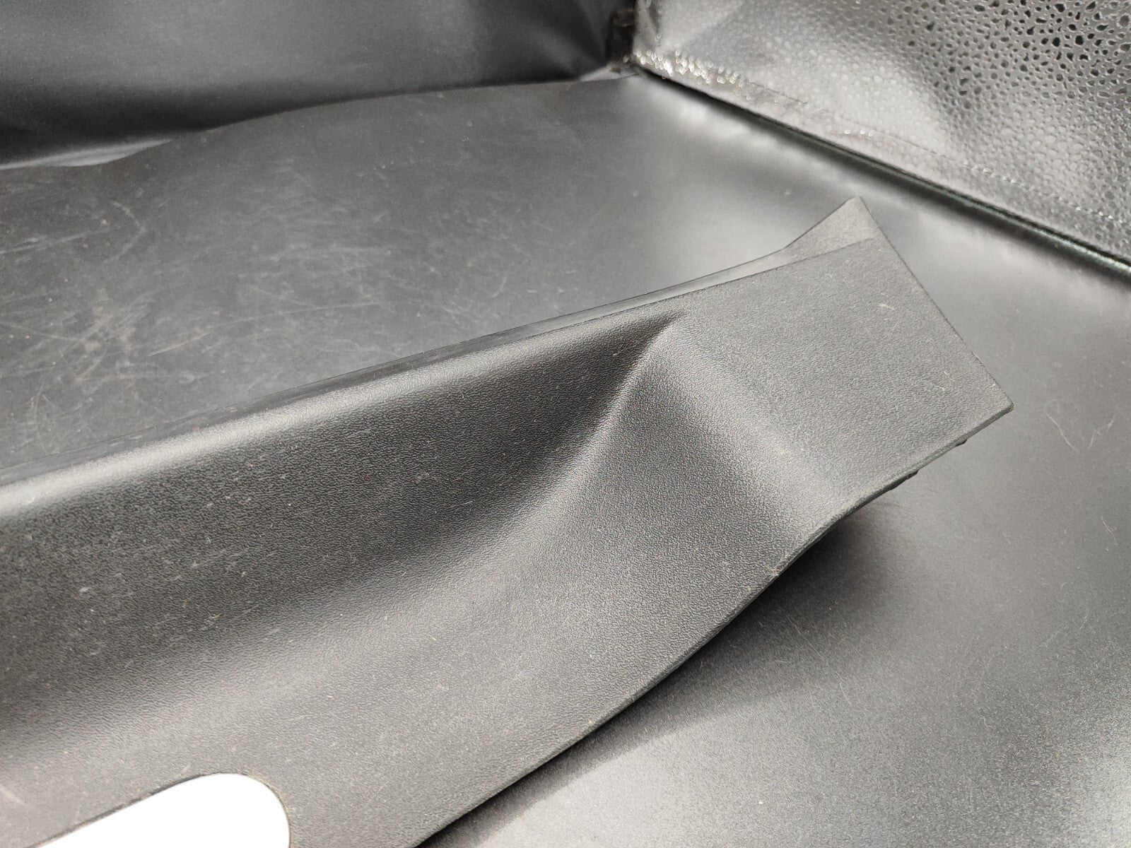 Alfa Romeo 147 1.9JTD 4/5D 2004 Rear Left Door Step Still Trim CHROME 735263947