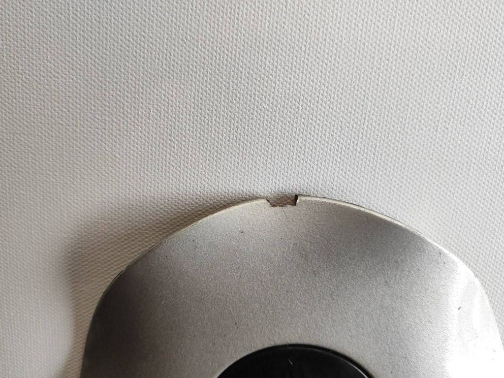 Toyota Avensis T220 2000 Original wheel cap cover 14180REM 14180