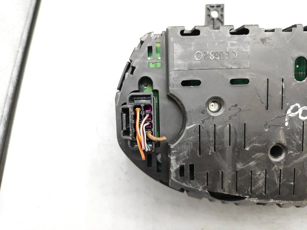 Volkswagen Polo 2005 Diesel LHD speedometer instrument cluster 6Q0920822D 