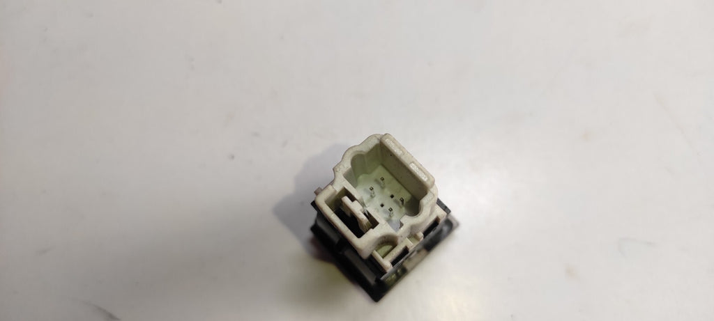 Peugeot 607 3.0i V6 Petrol 2001 Sport Shock Absorber Switch Button