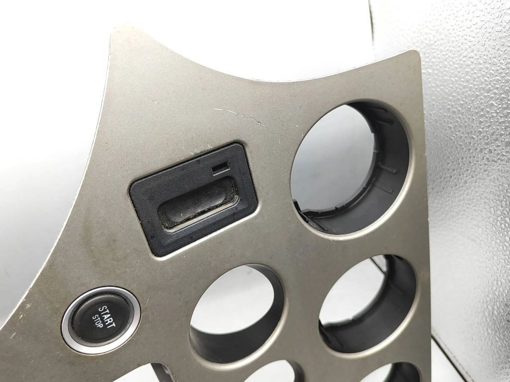 Alfa Romeo 159 2.2JTS 136kW 2007 LHD Front Center dashboard trim / CHECK PHOTOS