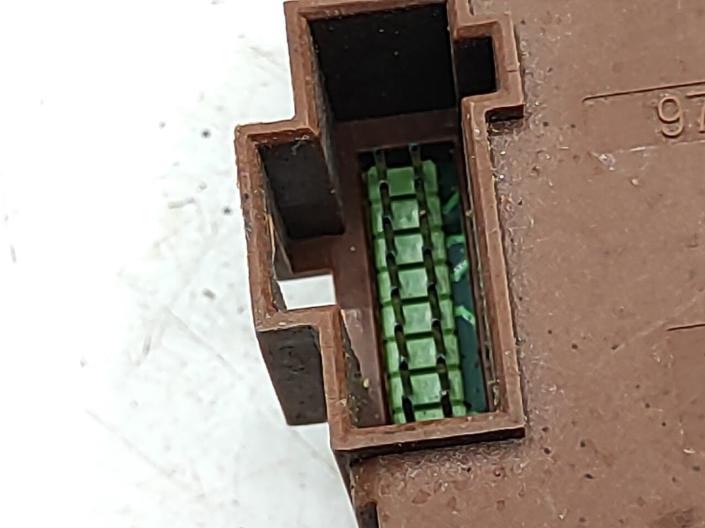 Ford Mondeo MK2 1998 Indicator Relay 97BB10E850CA