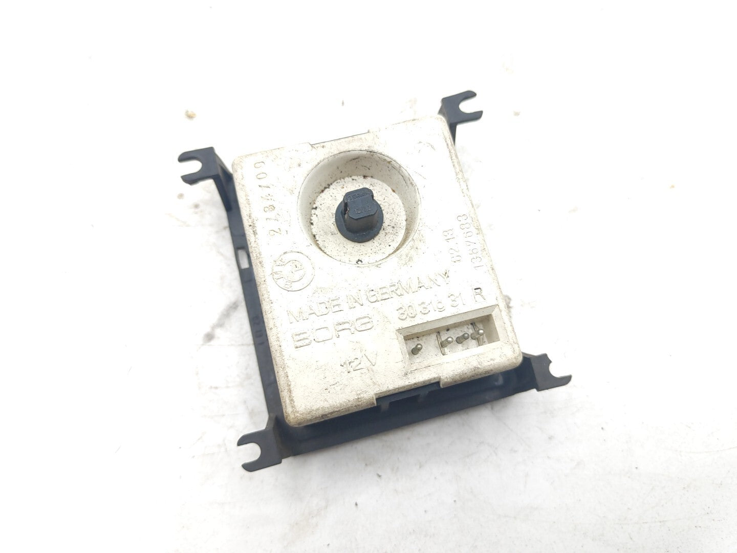 BMW 3 Series E30 318i Front Dash Panel Digital Clock Unit 1367683