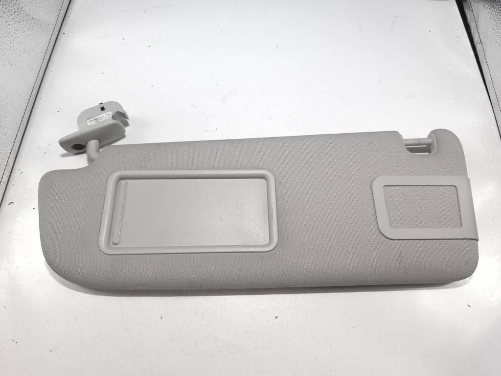 Audi A6 S6 C6 4F 2008 sun visor 4F0857551 