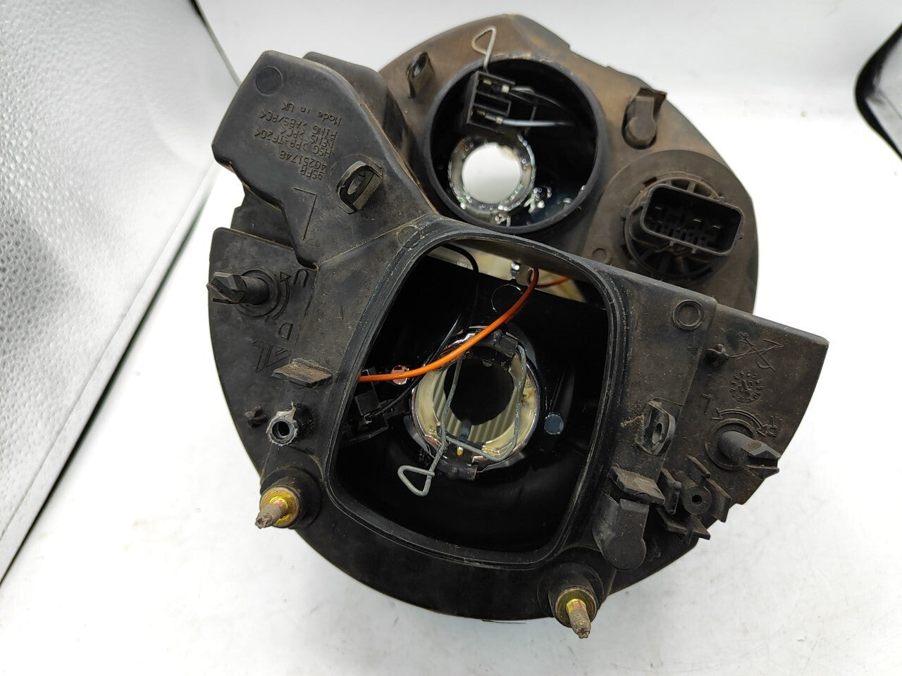 Mini Cooper R50 R53 2005 USA Front Left Headlight FOR PARTS 6911705