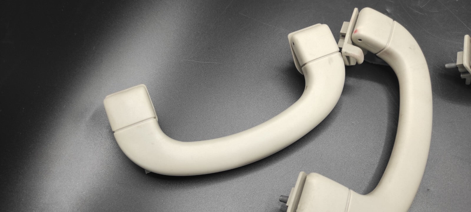 Alfa Romeo 156 2.4JTD 110kW 2004 LHD Front/ Rear Roof Grab Handle Set