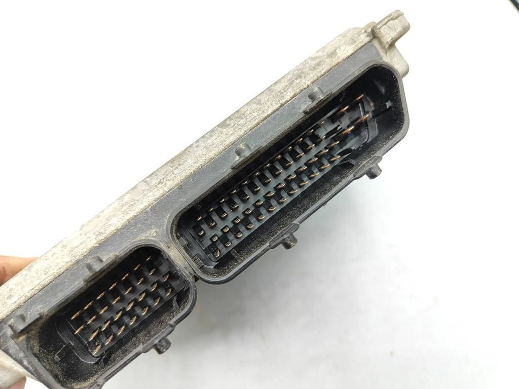 Volkswagen VW Bora 1.9TDI 1999 Engine control unit module ECU 038906018BL 