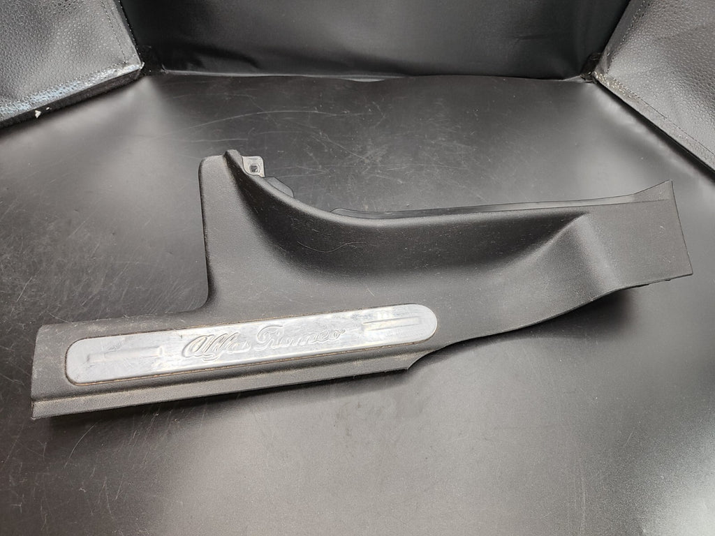 Alfa Romeo 147 1.9JTD 4/5D 2004 Rear Left Door Step Still Trim CHROME 735263947