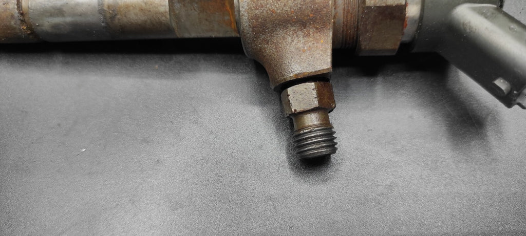 Alfa Romeo 156 SW 2.4JTD 110kW Diesel 2003 Engine Fuel Injector 0445110002