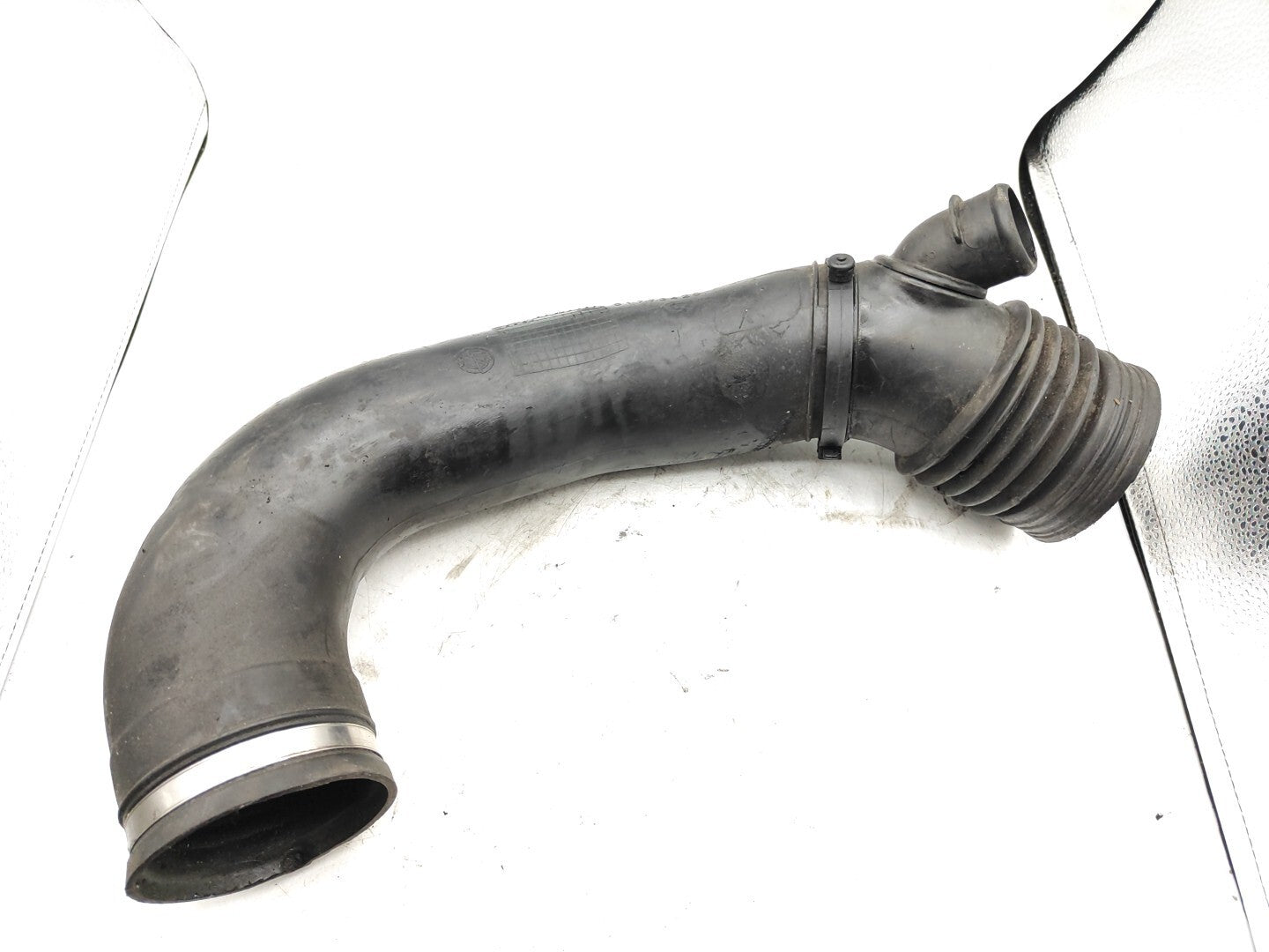 Alfa Romeo 159 SW 2.4JTDm 147KW 2007 Diesel Engine Air Intake Pipe Hose 51773420