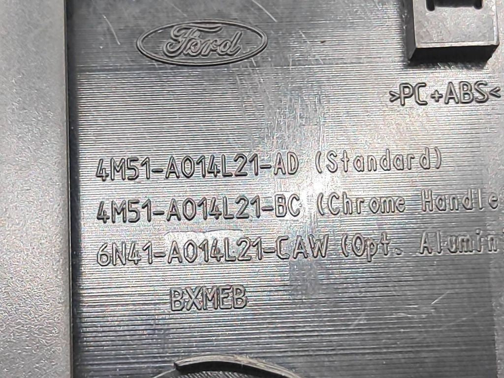 Ford Focus 2006 dashboard side air vent grill trim 4M51A014L21AD 