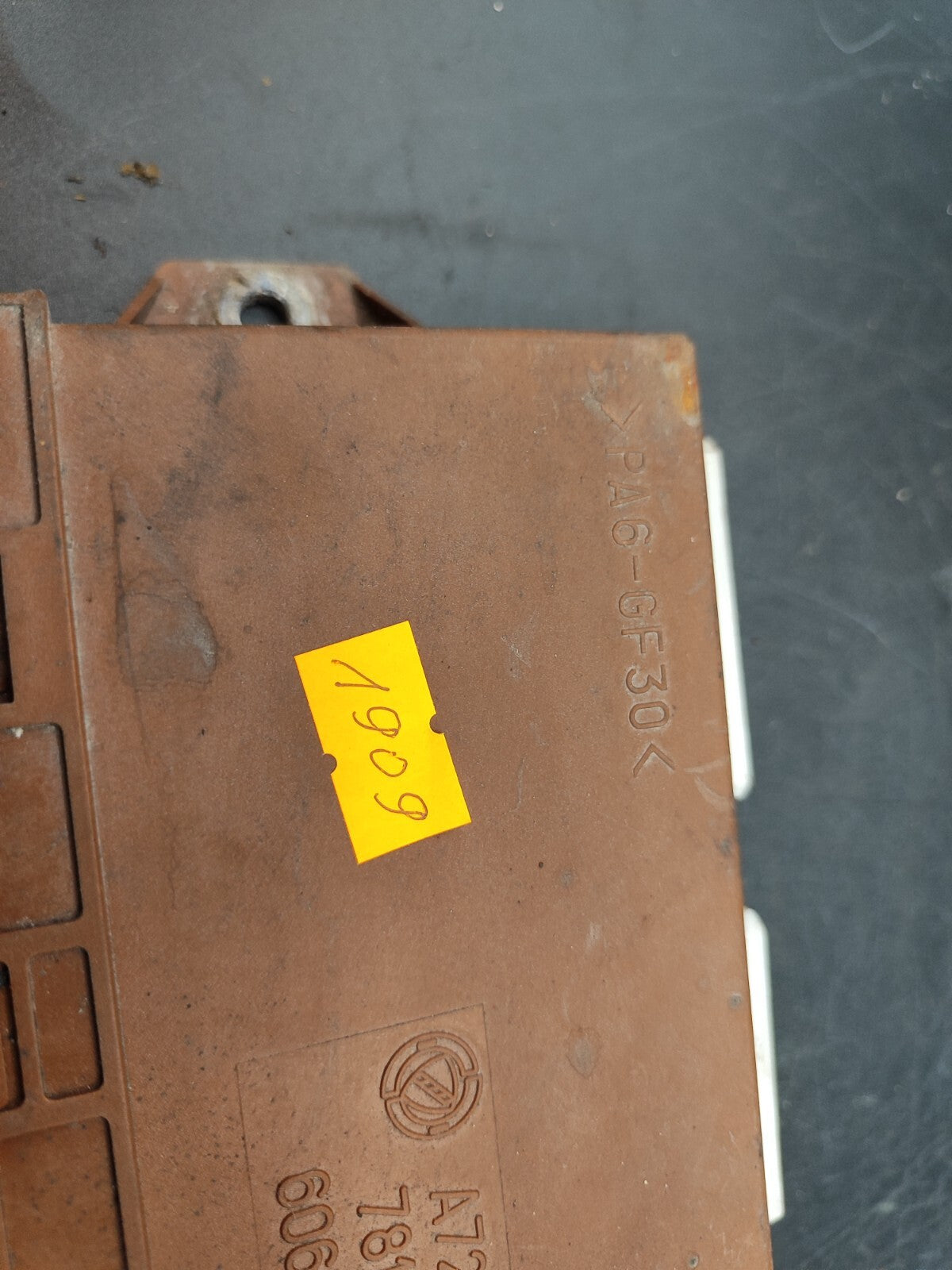 Alfa Romeo 156 2.4JTD 110kW Diesel 2001 Headlight control module 60673171