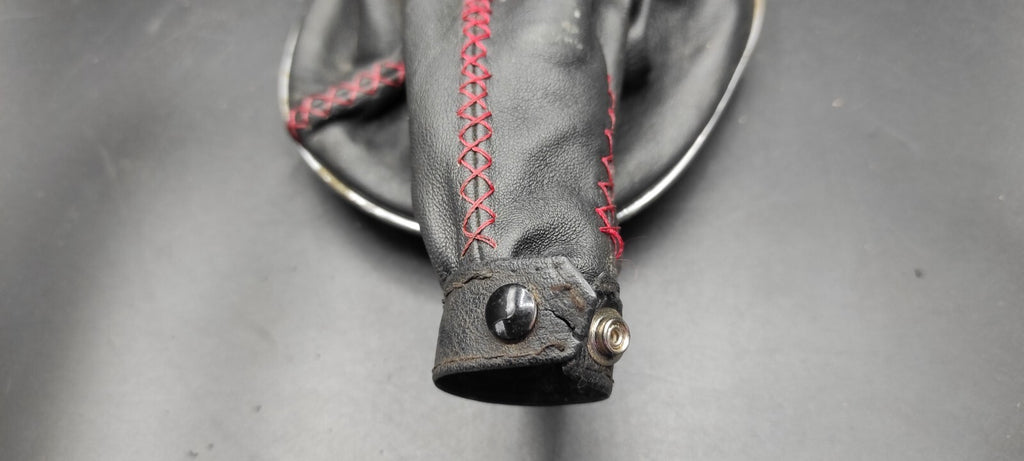 Alfa Romeo 147 1.9JTD 16V 2003 Shift Knob Surround Leather Trim Gaiter