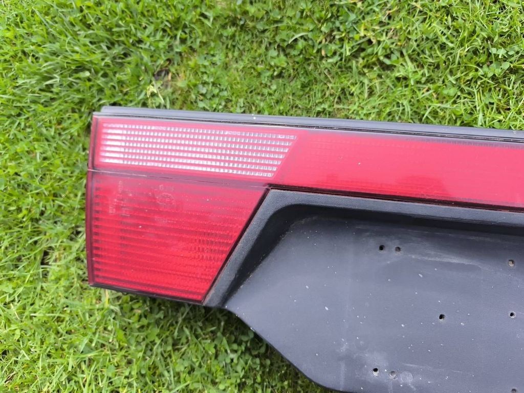 Alfa Romeo 155 1994 Rear tailgate tail light lamp 60568444 