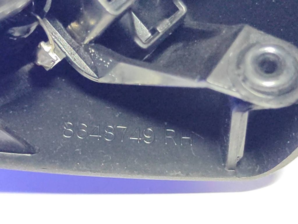 Volvo S60 2012 Front right door high frequency speaker 8648749 