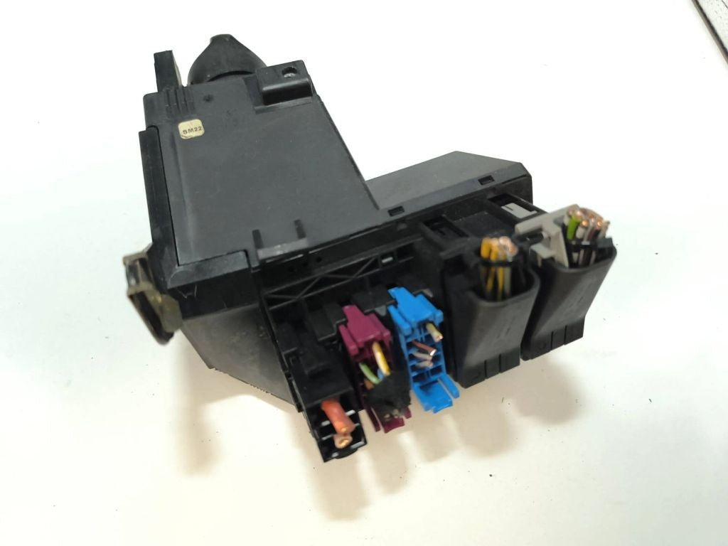 Mercedes-Benz E250 W210 1996 Light switch 2105450104 