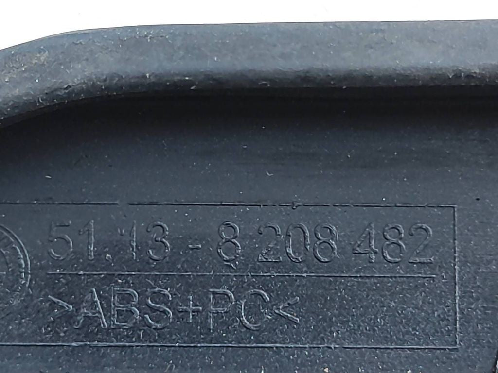 BMW 3 E46 2001 Right headlight headlamp surround trim 8208482 