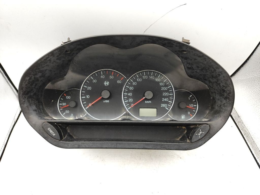 Alfa Romeo 166 2.4 2001 LHD Diesel speedometer instrument cluster 156022603