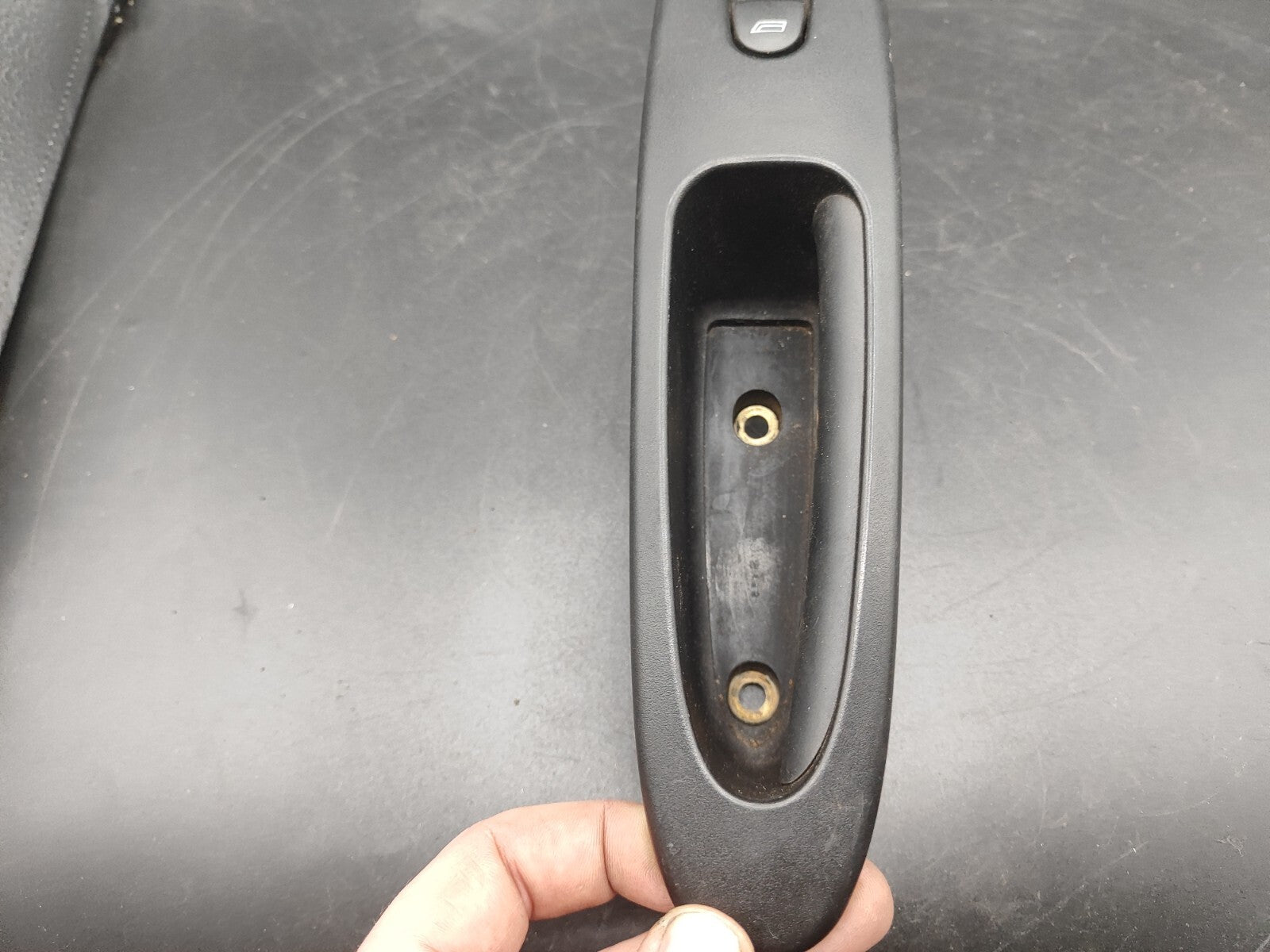 Alfa Romeo 166 2.4JTD 110kW 10V 2003 Electric Window Switch Button 156018358