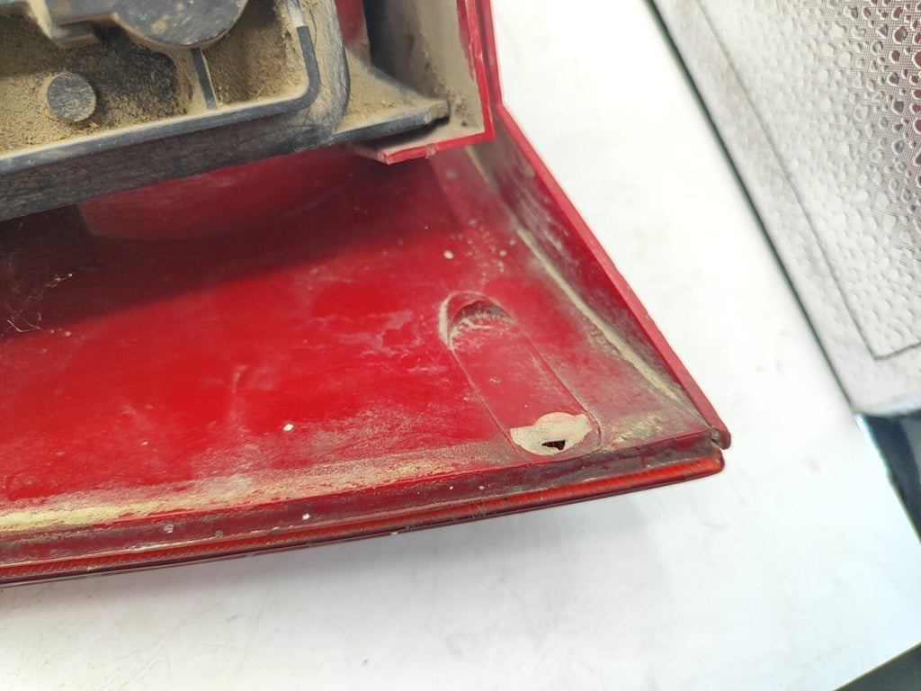 Ford Focus MK1 Combi 2001 LHD Rear Right Side Taillight Lamp Light