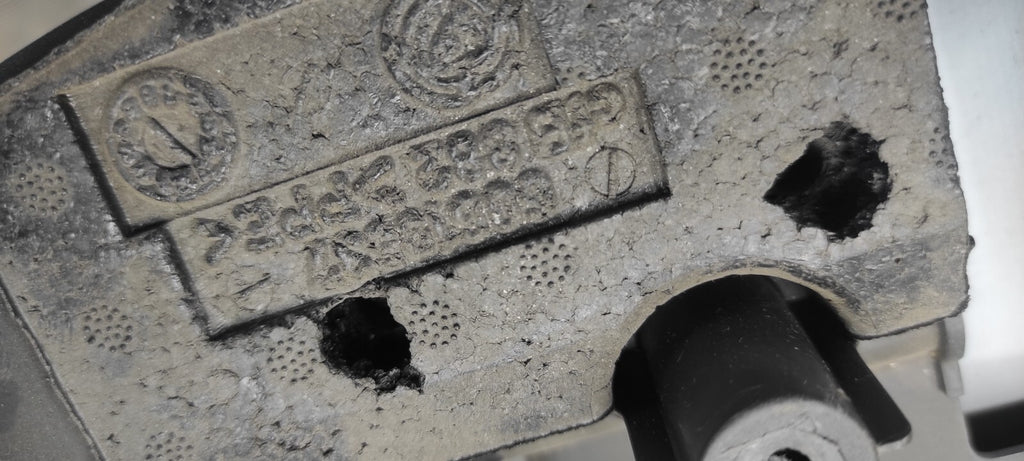 Alfa Romeo 156 SW 2.4JTD 110kW 2002 LHD Steering Column Surround Trim 156028685