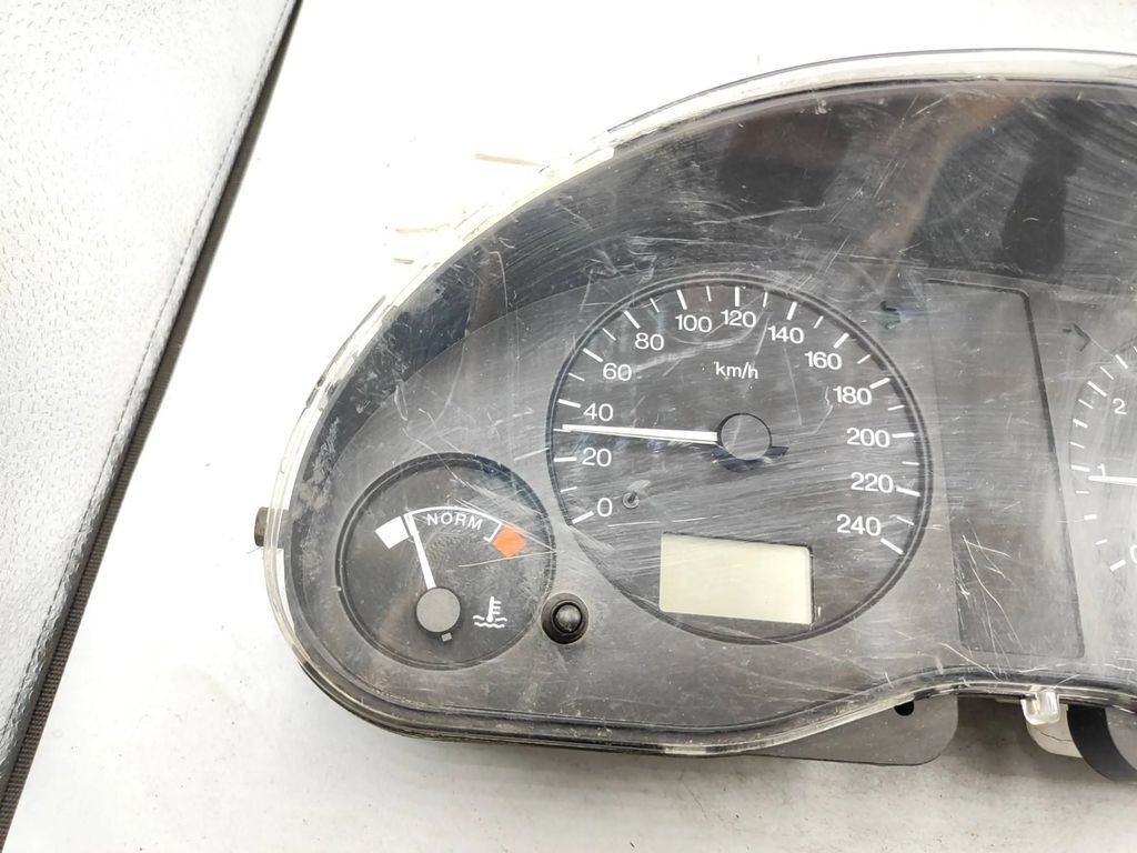 Seat Alhambra (Mk1) 1999 Petrol speedometer instrument cluster 7M0919862T 