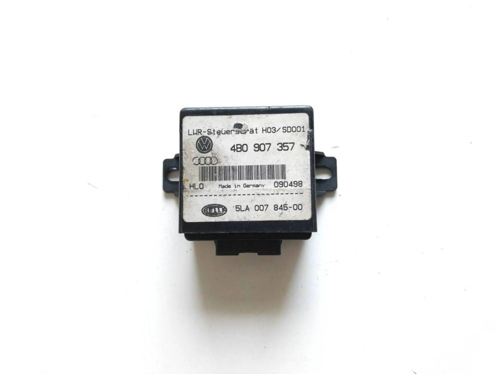 Audi TT Mk1 2002 Light control module unit LCM 4B0907357 