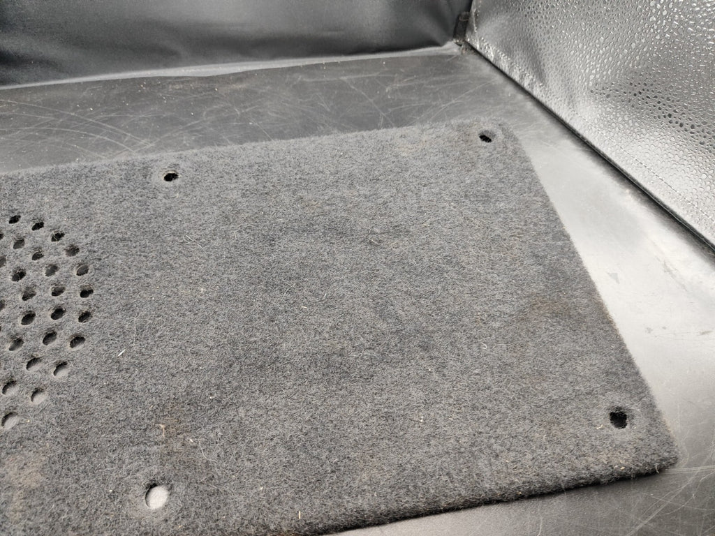 Alfa Romeo GT 1.9JTD 125kW 2008 Rear Tailgate Trunk BOSE Trim Cover 1560431120